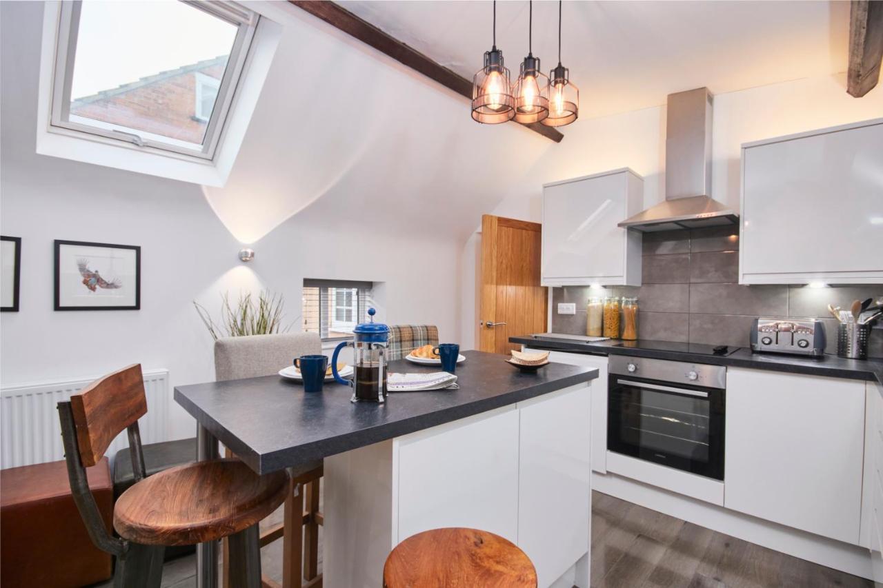 The Nutcracker Suite - Self Check-In, Self-Catering Apartment For East Midlands Airport Kegworth Exterior foto